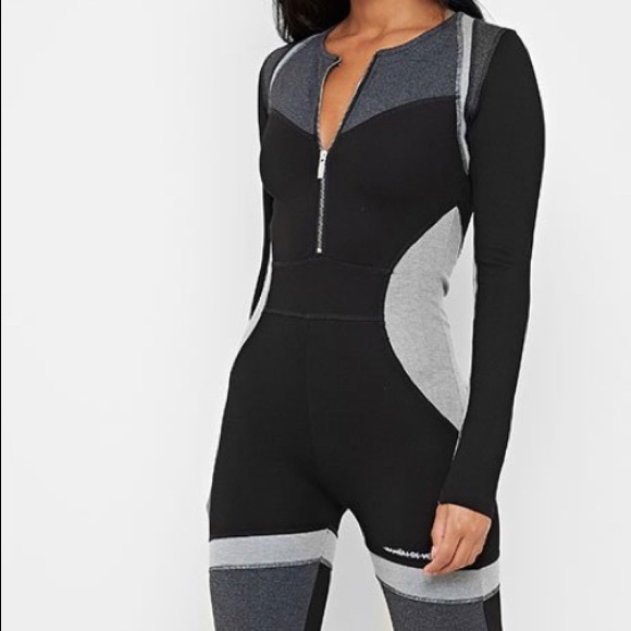 COLOUR BLOCK JUMPSUIT - BLACK - Picture 3 of 9